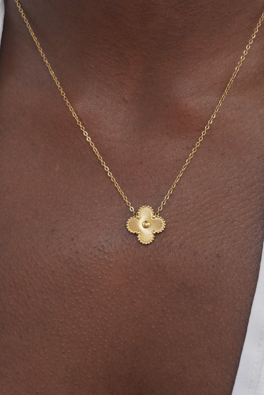 Slim Clover Necklace