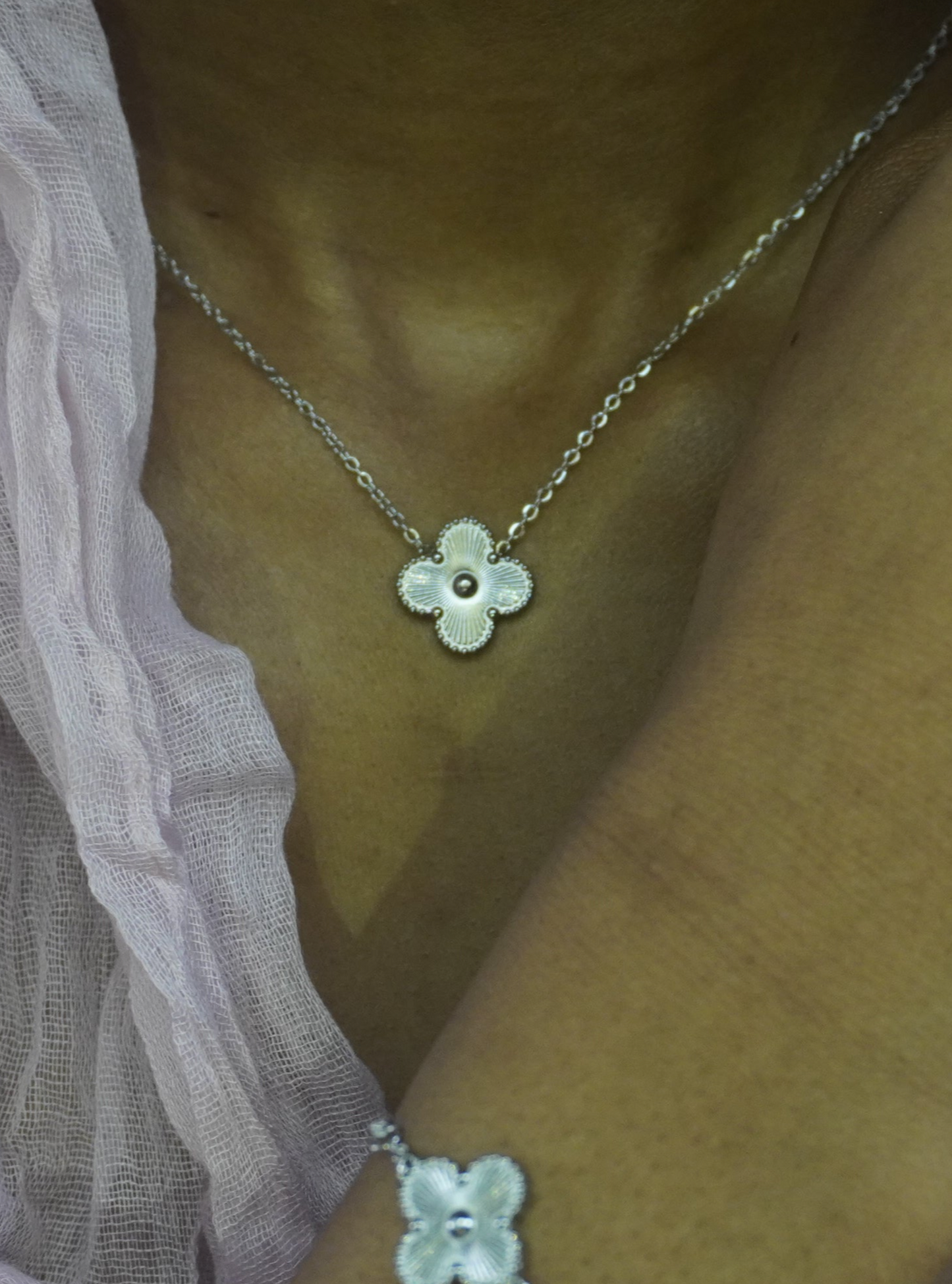 Slim Clover Necklace