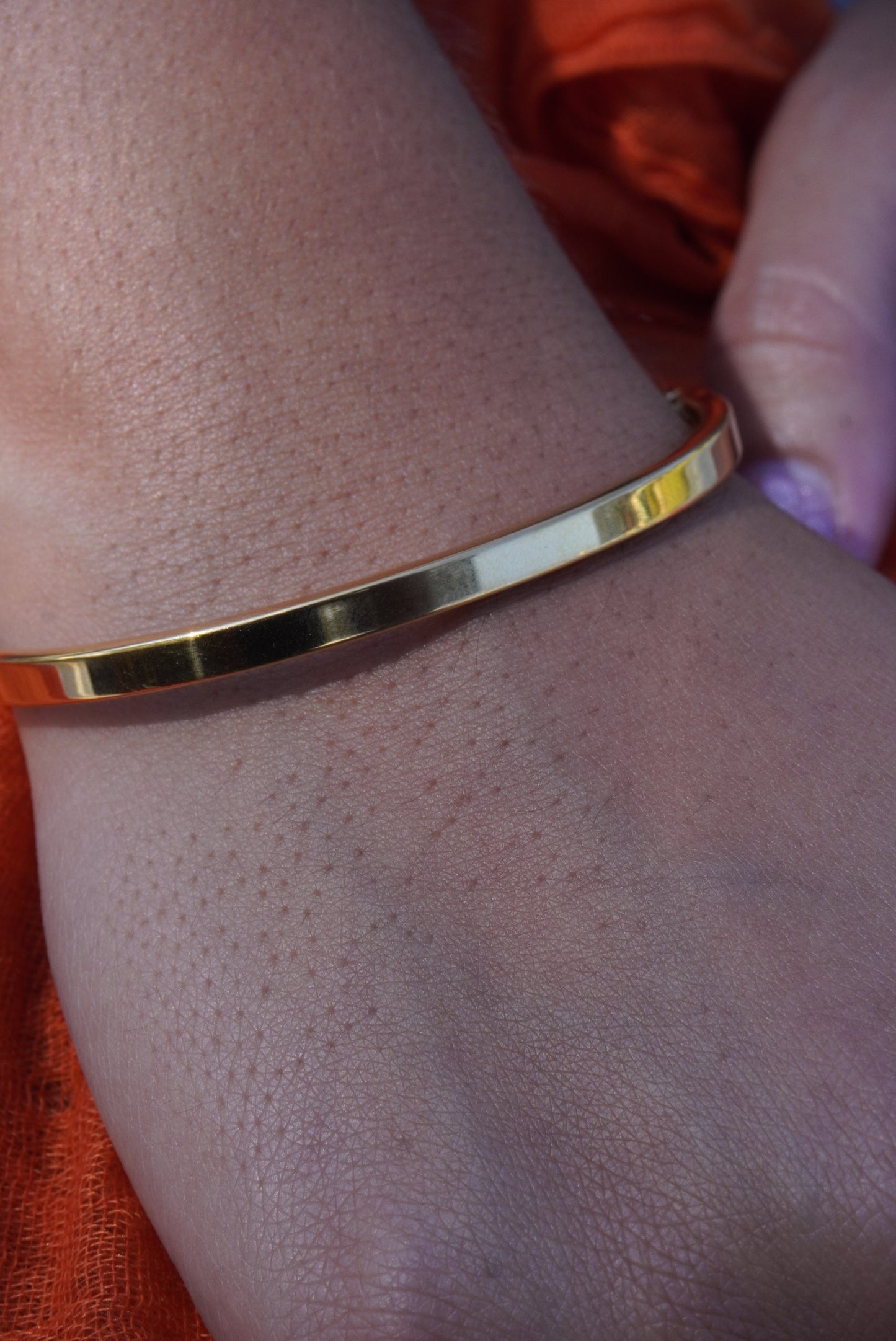 Plain Bangle Bracelet