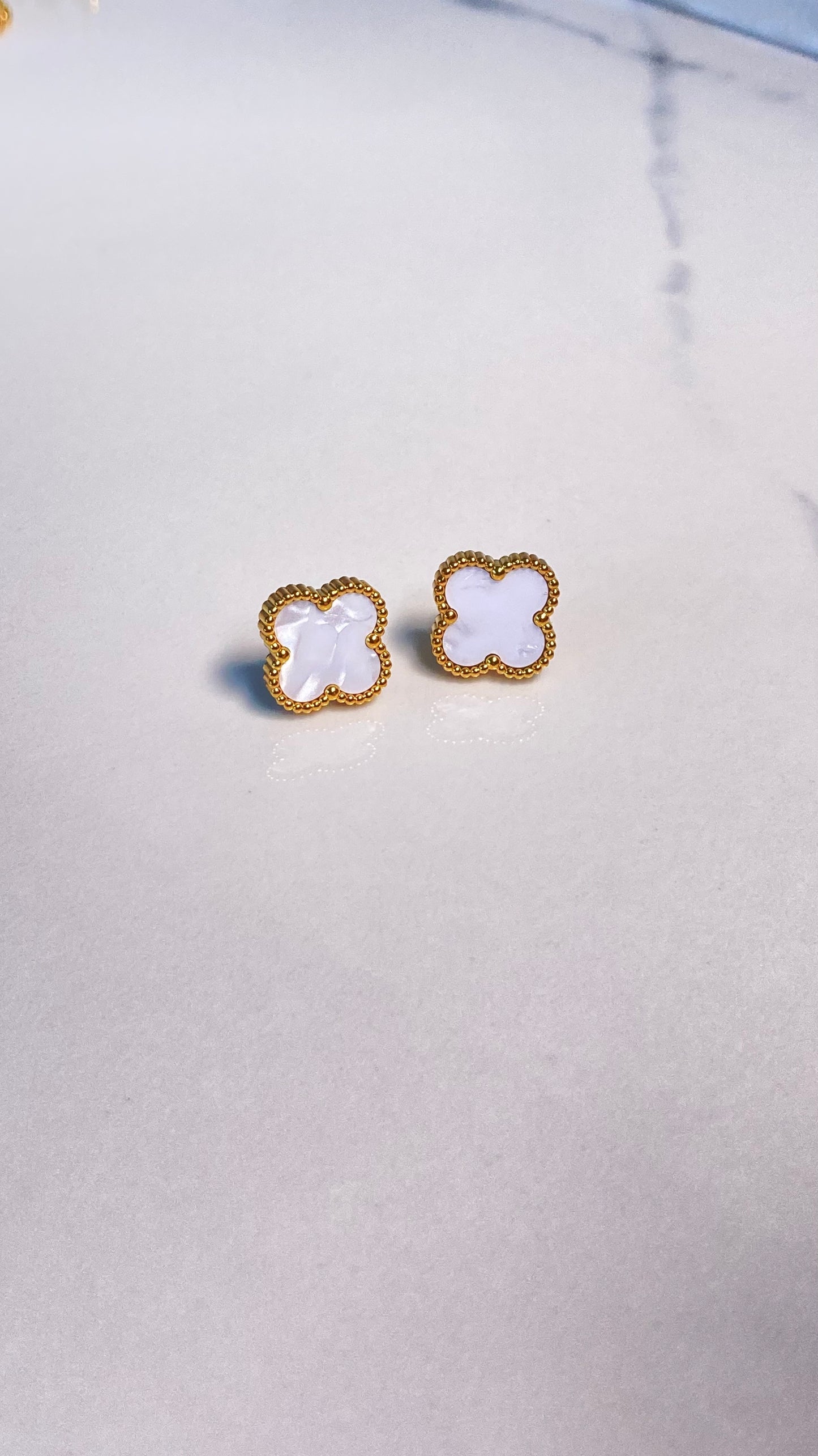 Sleek Clover Stud Earrings