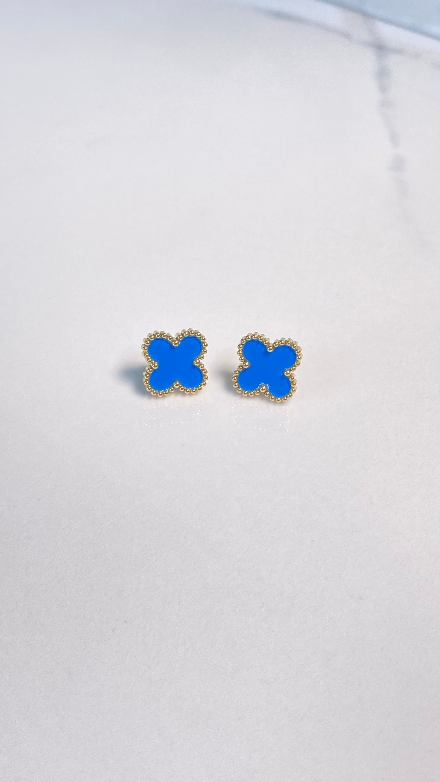 Sleek Clover Stud Earrings