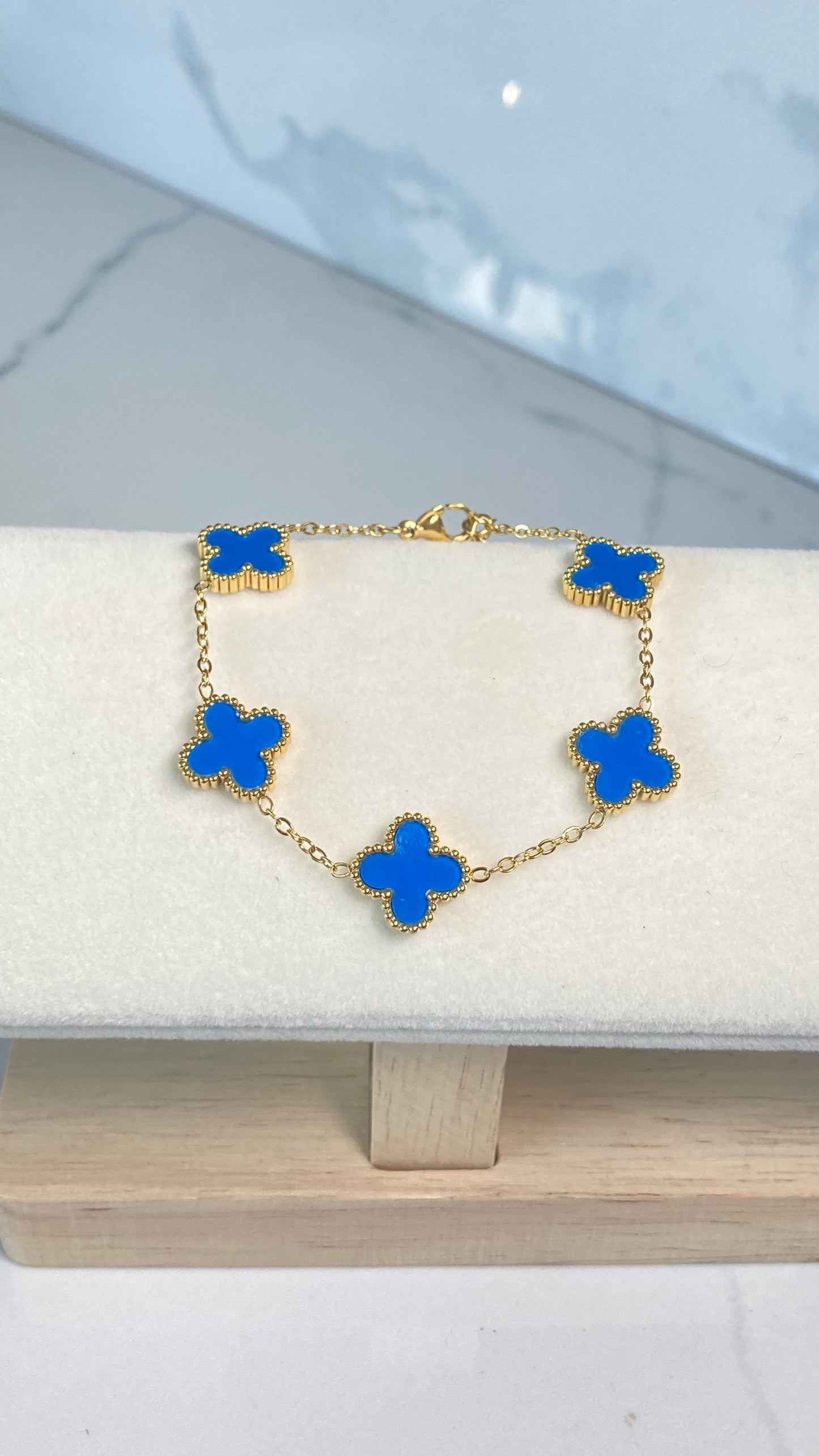 Solid Color Clover Bracelet