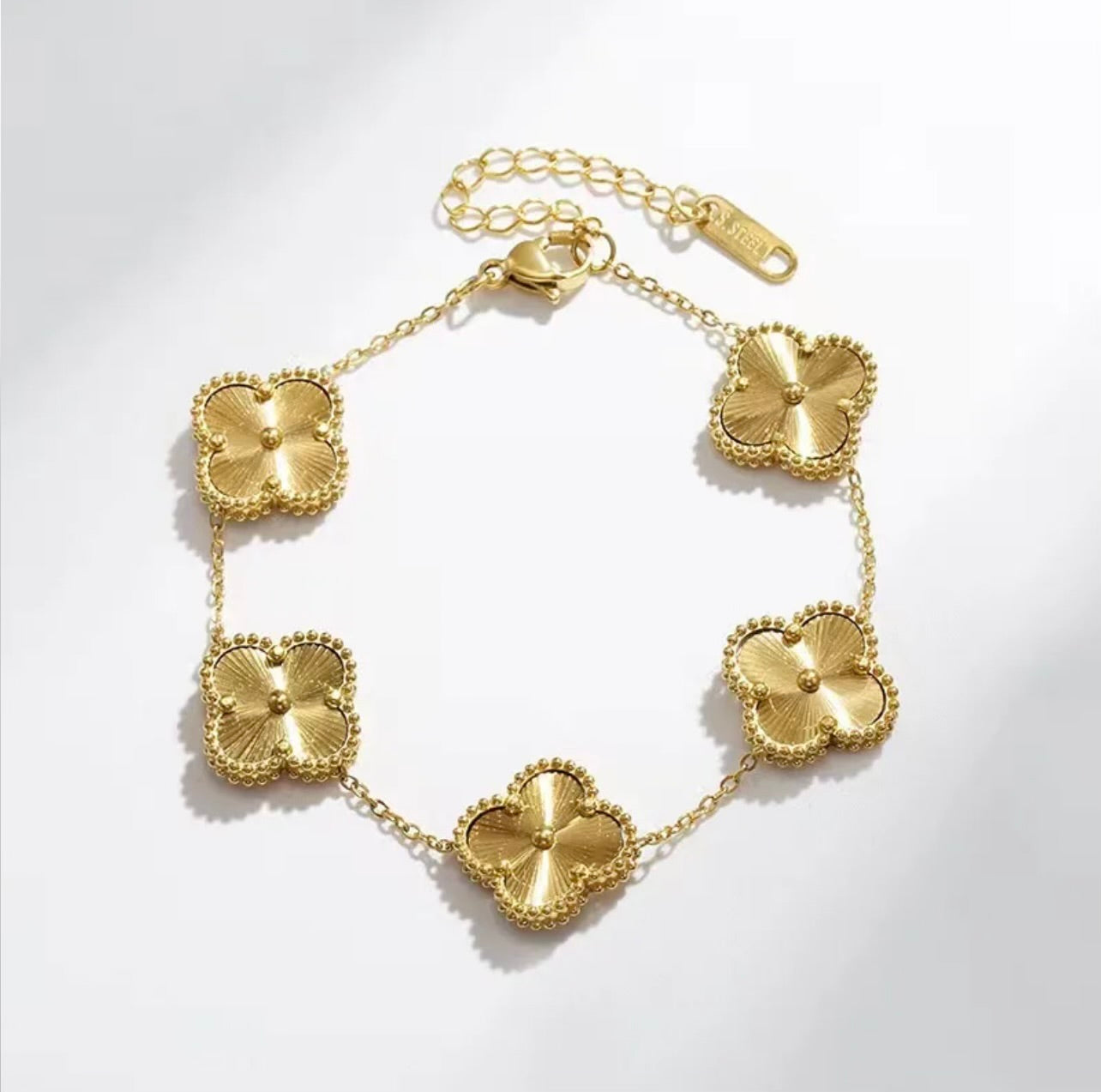 Sleek Clover Leaf Bracelet