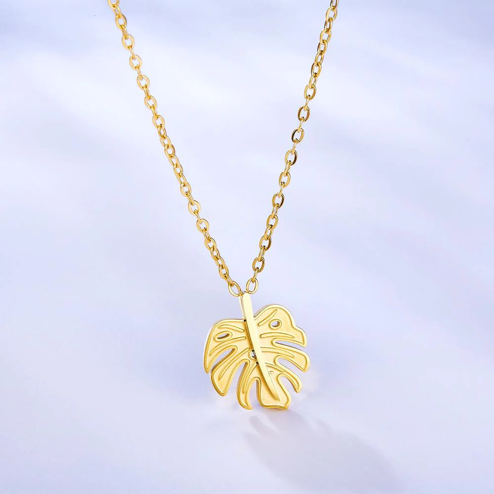 Leaf Shape Pendant Necklace